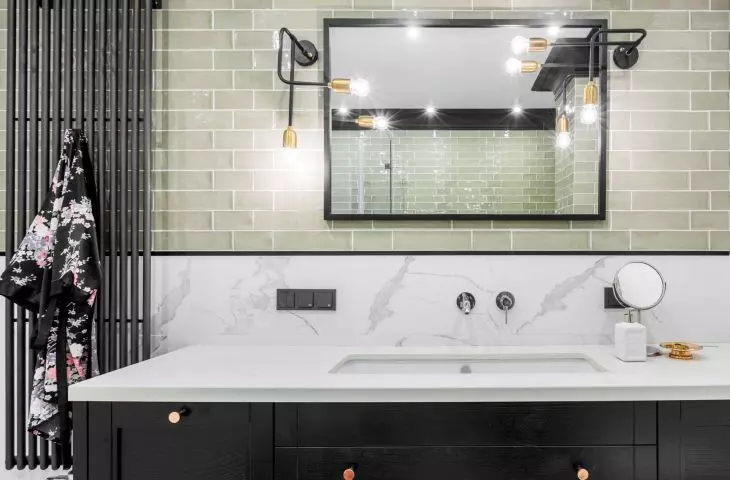 Bathroom on the first floor