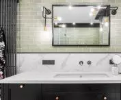 Bathroom on the first floor