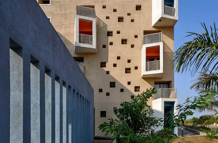 Shree Town in Raipur is a residential development where modern living standards blend harmoniously with traditional Indian urban planning patterns