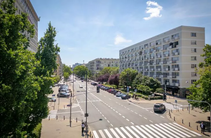 Krucza Street before reconstruction, view of the place where the square will be built