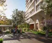 widok na wejście od Ogrodu Hala, aleję sztuki i Apartamenty Gutenberga