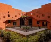 Kompleks Prestige University w indyjskim Indore