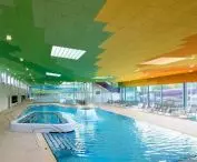 Wellness Real Estate i Strength-Based Design: Longevity wkracza do architektury.