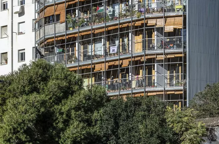Budynek spółdzielczy La Borda w Barcelonie, proj. Lacol – laureat European Collective Housing Award 2024 w kategorii Nowa realizacja