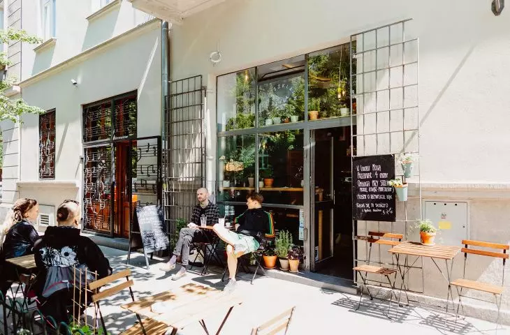 cafe Greenhouse