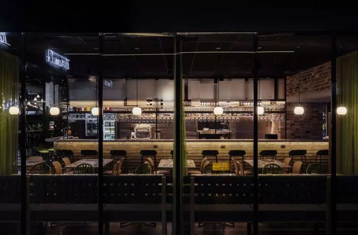 Bajs Restaurant in Hala Koszyki