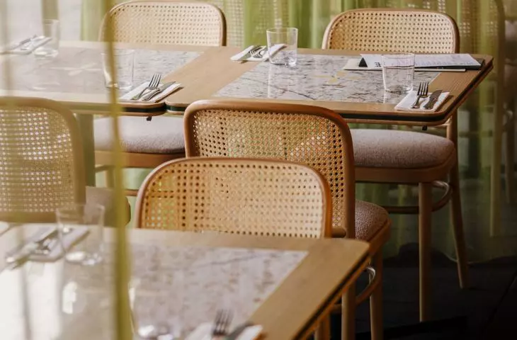 Bajs Restaurant in Hala Koszyki