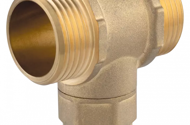 Anti-freeze valves for heat pumps