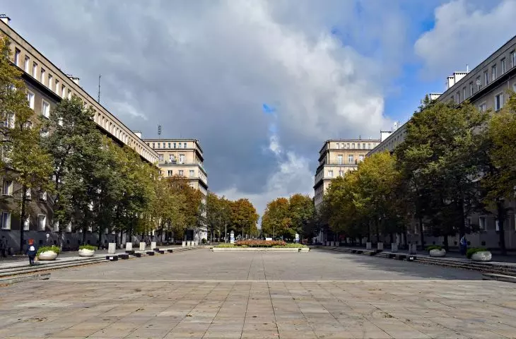 Reconstruction of the plaza on Avenue of Roses in Nowa Huta, 1999
