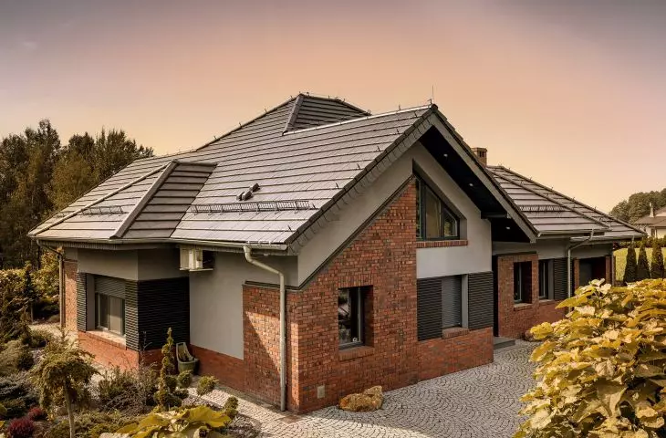 Braas Turmalin ceramic tile, anthracite color