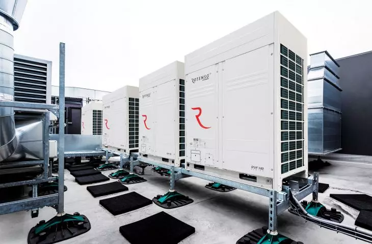 Rotenso RVF HR 3-pipe air conditioning system with heat recovery