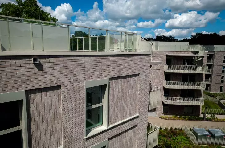 Apartamenty przy Parku Szczytnickim we Wrocławiu. Płytka klinkierowa AARHUS z oferty Röben