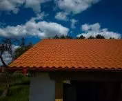 Realization with MILANO Natural Red clay roof tile from Röben's product range