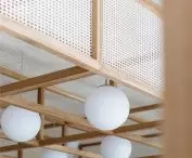 Openwork structures made of Viennese braid 