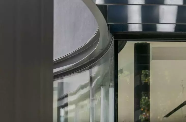 facade details
