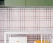 Apartamenty Twins - oryginalna tapeta dopełnia wnętrze