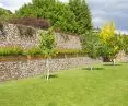 Gabion retaining wall