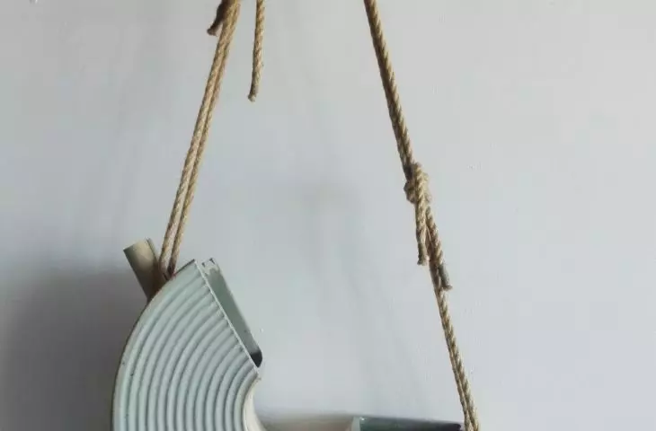 A suspended washbasin can function as a shower