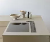 Minimalistyczna wyspa kuchenna