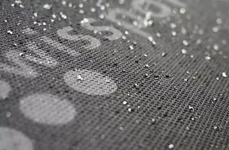 BLACK membranes used as a pre-covering layer on pitched roofs and facades, effectively protect the structure