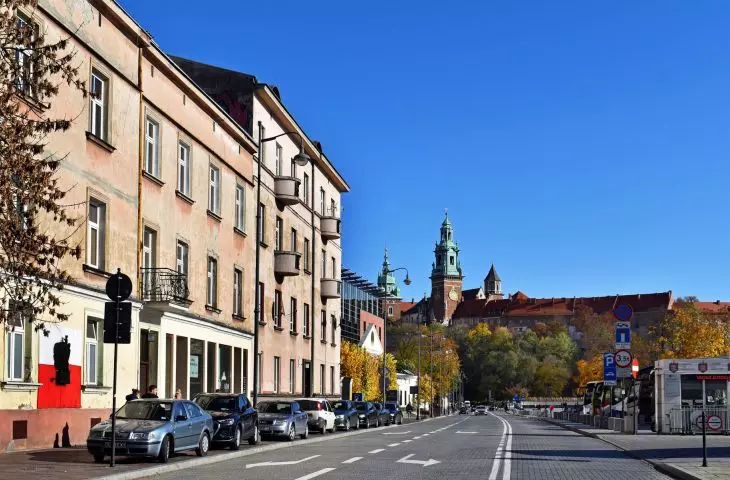 Zachodni fragment ulicy Powiśle w Krakowie