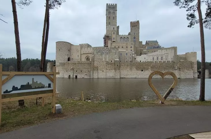Castle in Stobnica, designed by W. Szeszuła, March 2024