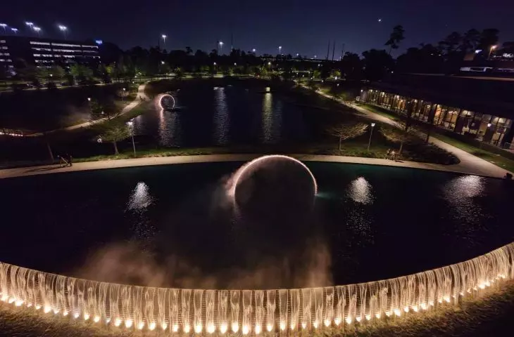 Instalacja „Arc ZERO: Duo” w Houston