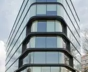 Stolarka aluminiowa Aluprof , przestrzenne obróbki aluminiowe, elewacja wentylowana z kaset aluminiowych i płyt włókno-cementowych