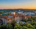 Wydział Architektury Politechniki Gdańskiej mieści się w Gmachu Głównym