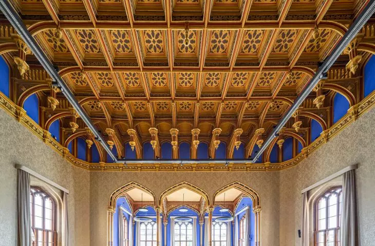 Sala Cesarska na Dworcu Głównym PKP we Wrocławiu