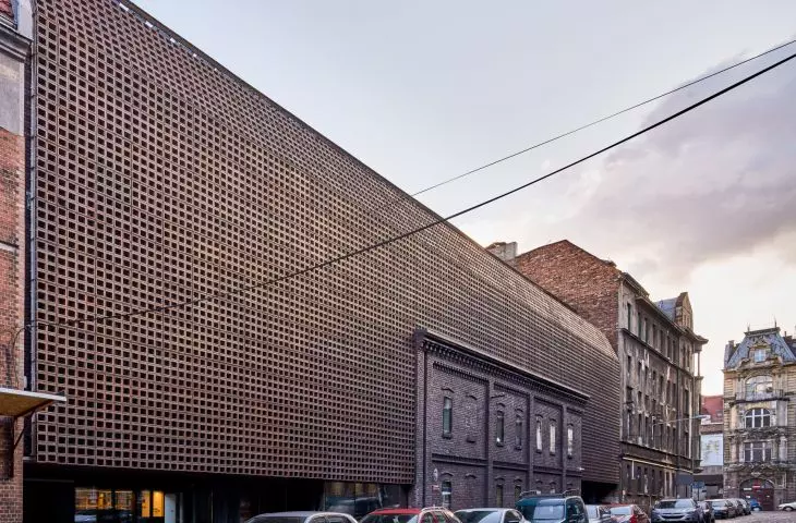 Wydział Radia i Telewizji Uniwersytetu Śląskiego w Katowicach, proj.: BAAS architects, Grupa 5 Architekci, Małeccy Biuro Projekt