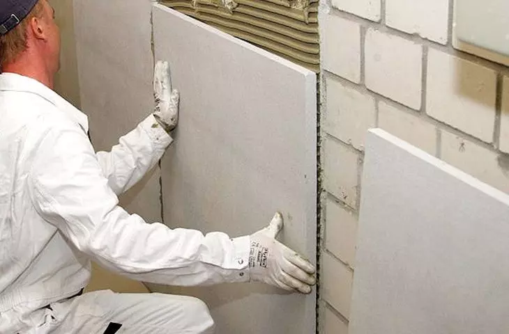 Montaż płyt Renovario