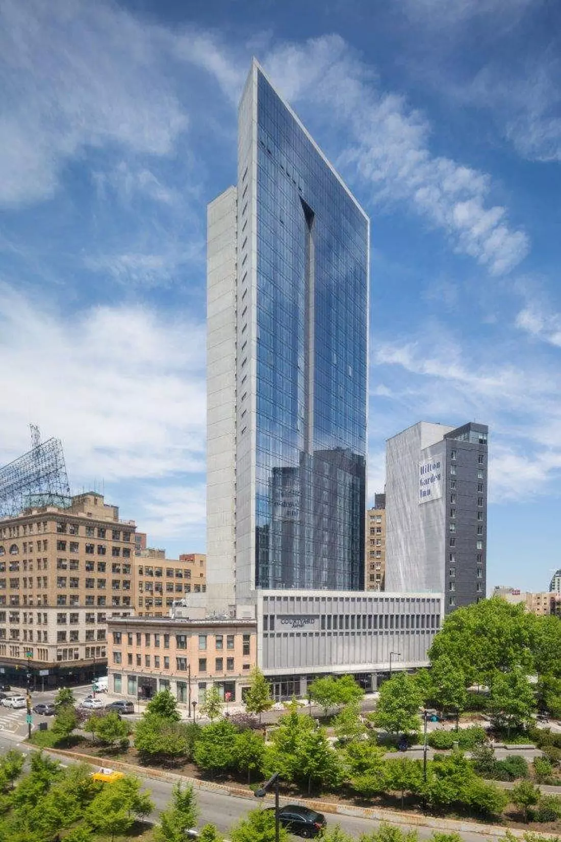 LIC Marriott, Warszawa ©
ALUPROF