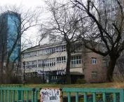 School building at 31 Emilia Plater Street in Warsaw