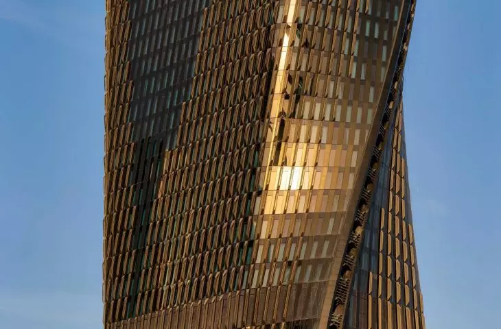 Wasl Tower, Dubaj