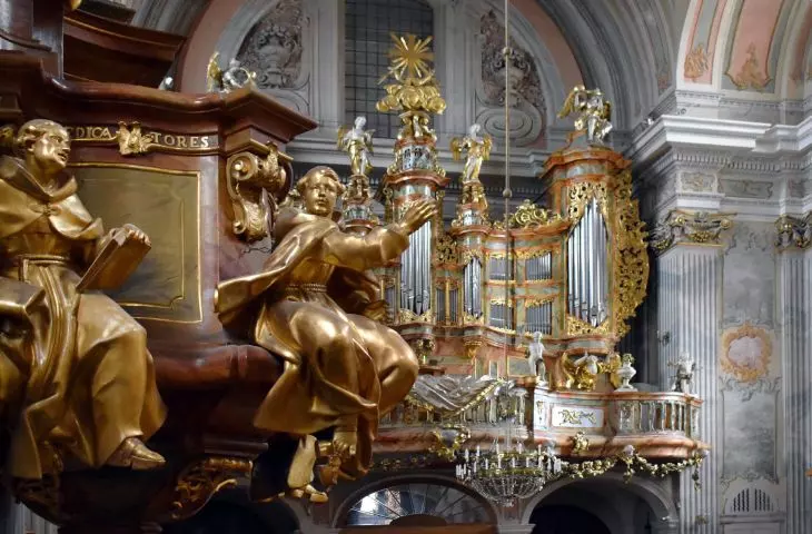 odbudowa kościoła św. Anny, proj.: Beata Trylińska, Stanisław Sołtyk