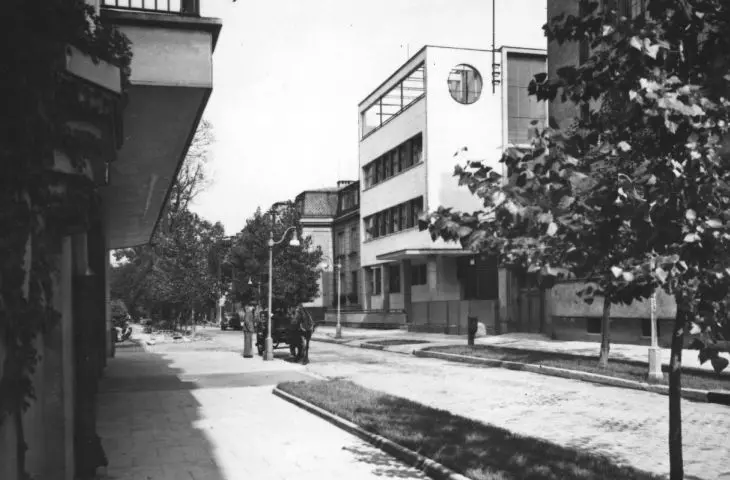 Chmielewskis' villa, designed by Maria Wroczynska, Karol Schayer