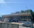 Modernistyczny budynek dworca PKS w Gdańsku