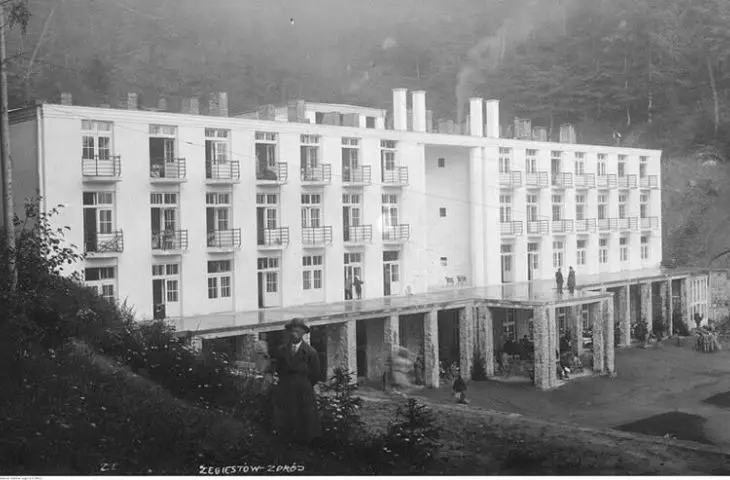 Dom Zdrojowy w Żegiestowie-Zdroju w 1930 roku