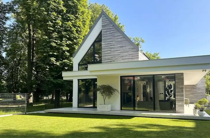 Forrest House