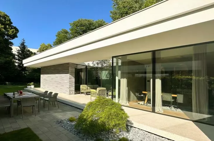 Forrest House
