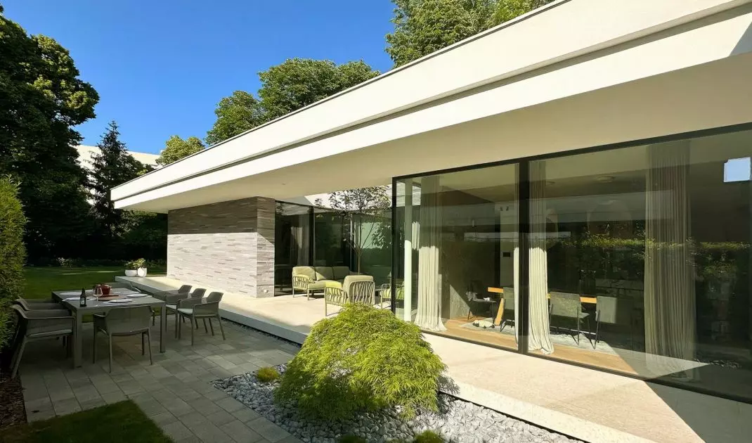 Forrest House