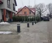Wrocław, realizacja dla klienta indywidualnego; słupki elektromechaniczne