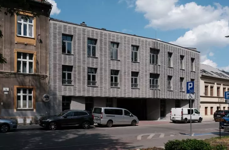 Dąbrowskiego 16 w Krakowie