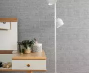 Lampa dopełni wnętrza sypialni