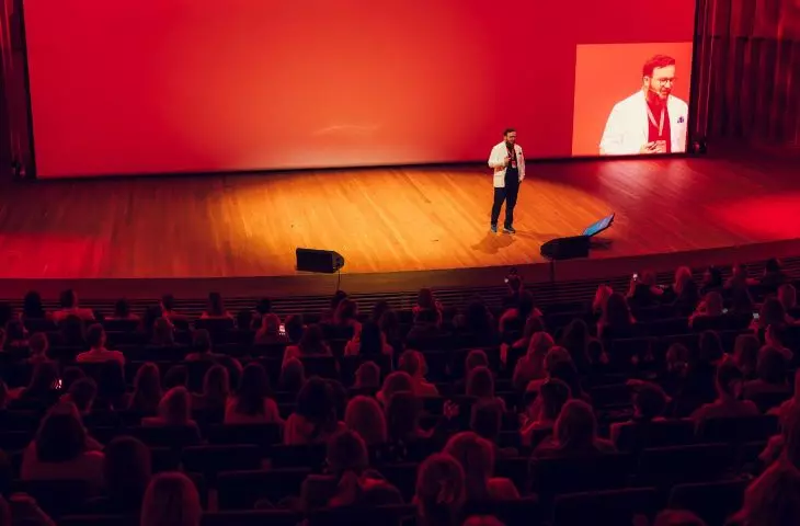 Marcin P. Stopa talked about the mechanisms of customer decision-making