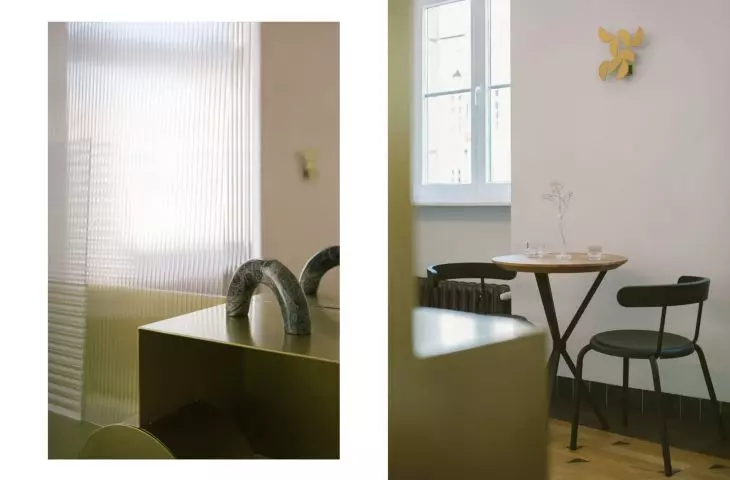 Semicircular motvah from wall sconce repeats in different places