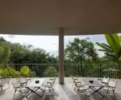 Buzzy Sunny Feixue Pavilion, Lihua