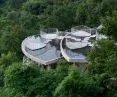 Buzzy Sunny Feixue Pavilion, Lihua