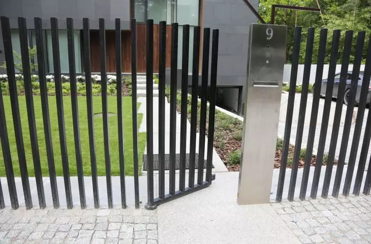 Brama FANCY FENCE dla domu i przestrzeni publicznej